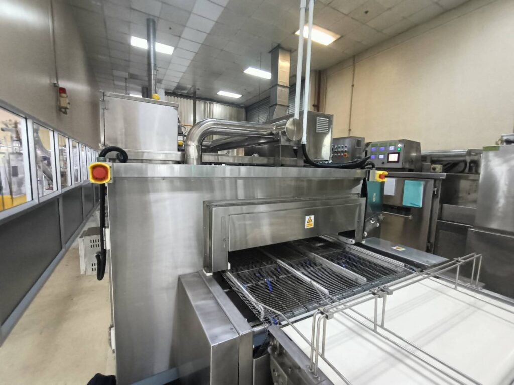 Dryer oven with conveyor 15 m Made in Thailand